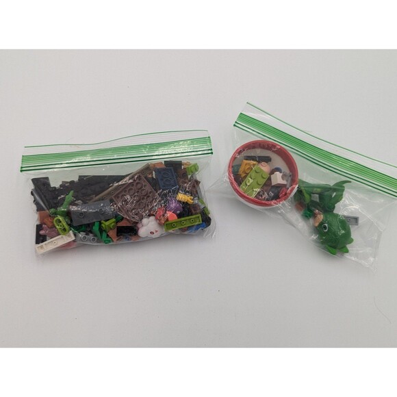 Random bags of legos - Picture 1 of 3